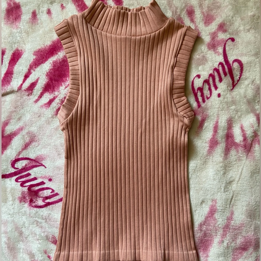 Turtle neck tank
